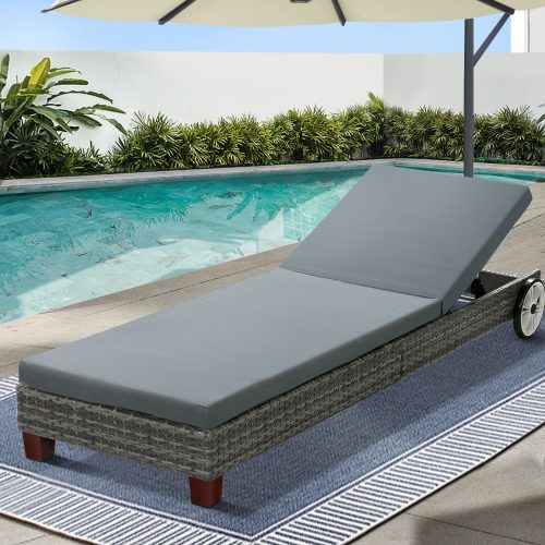 Comfortable Outdoor Furniture
