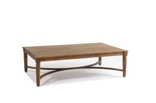 Britannica Outdoor Coffee table angle