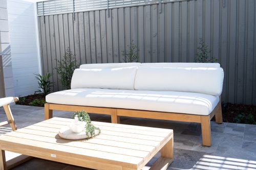 outdoor lounge sofa