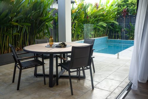 outdoor dining chair set