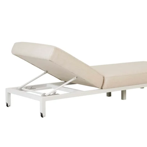 white canvas lounger