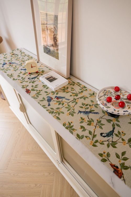 Botanical Design Runner